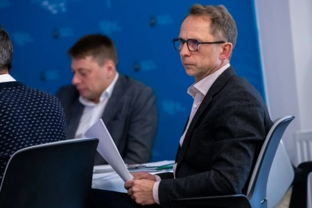 Click to zoom the picture.