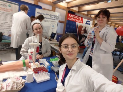 Bydgoskiego Festiwalu Nauki Wydział Farmaceutyczny. Kliknij, aby powiększyć zdjęcie.