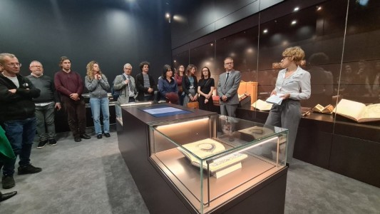 Click to zoom the picture.