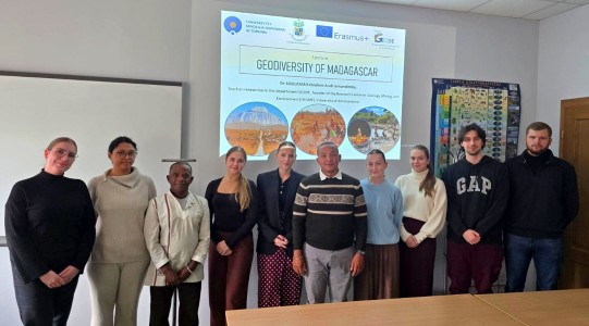 Click to zoom the picture.