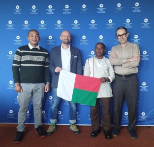 Click to zoom the picture.