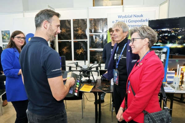 Kliknij, aby powiększyć zdjęcie.