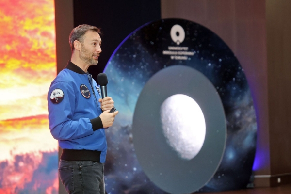 Click to zoom the picture.