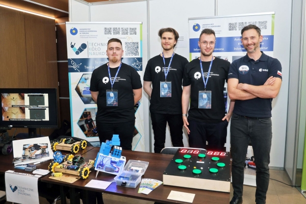 Click to zoom the picture.