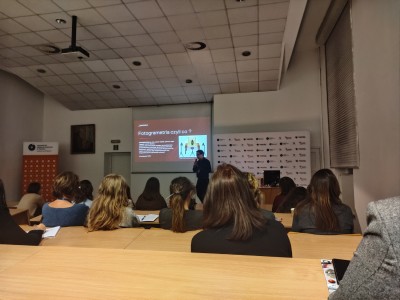 Click to zoom the picture.