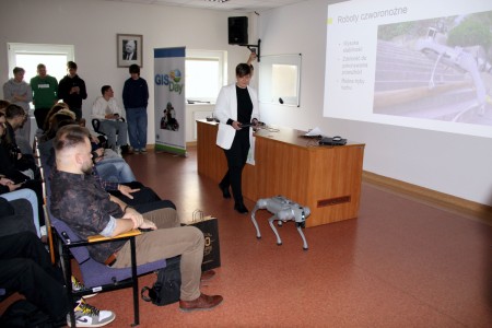 Click to zoom the picture.