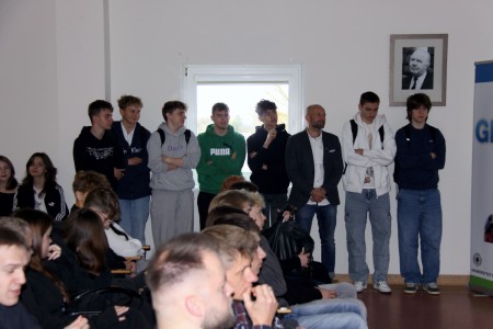 Click to zoom the picture.