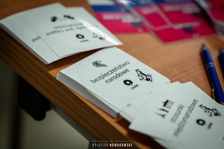 Click to zoom the picture.