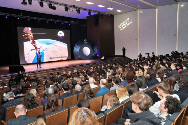 Kliknij, aby powiększyć zdjęcie.