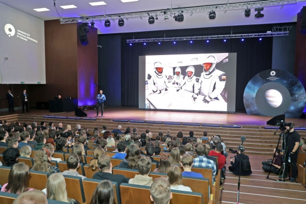 Kliknij, aby powiększyć zdjęcie.