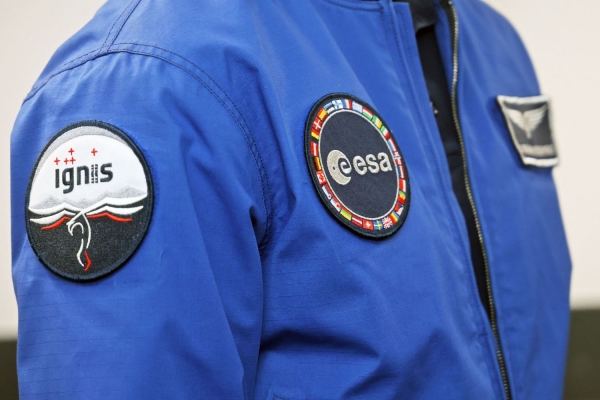 Click to zoom the picture.