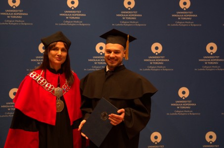 Kliknij, aby powiększyć zdjęcie.