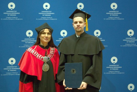 Click to zoom the picture.