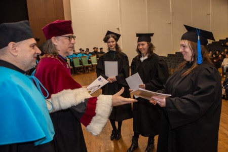 Kliknij, aby powiększyć zdjęcie.