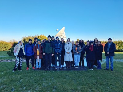 Click to zoom the picture.