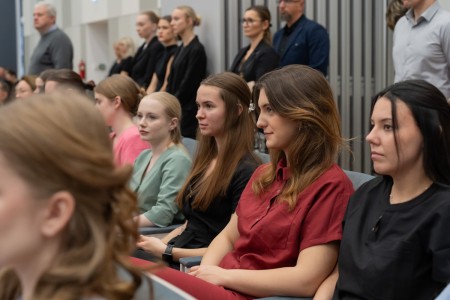 Kliknij, aby powiększyć zdjęcie.