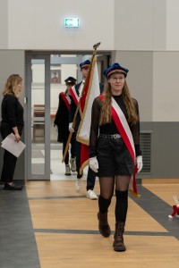 Click to zoom the picture.