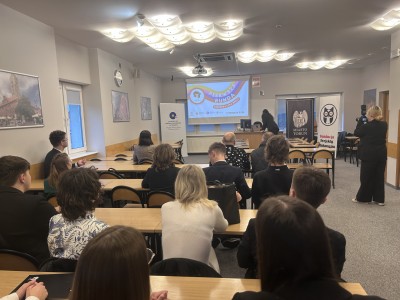 Click to zoom the picture.