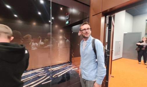 Click to zoom the picture.