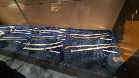 Click to zoom the picture.