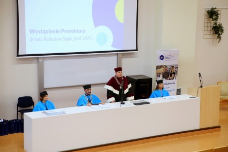 Kliknij, aby powiększyć zdjęcie.