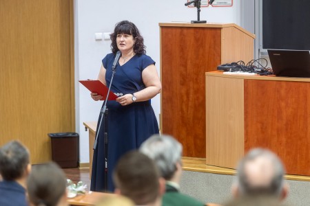 Click to zoom the picture.