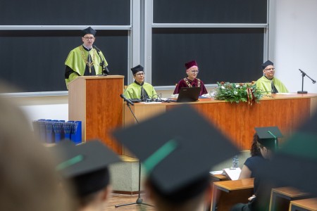 Click to zoom the picture.