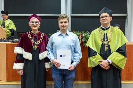 Click to zoom the picture.