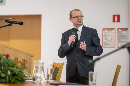 Click to zoom the picture.