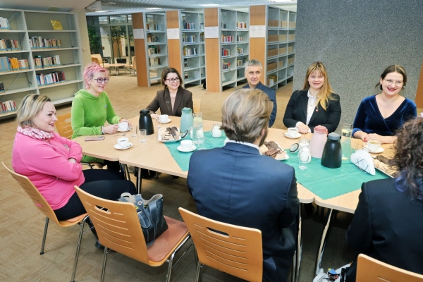 Click to zoom the picture.