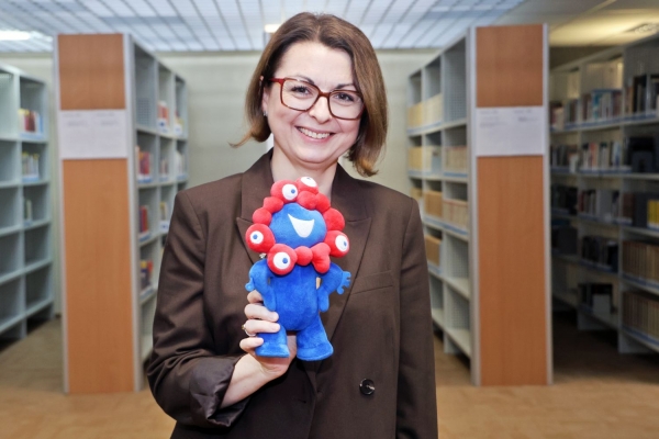 Click to zoom the picture.