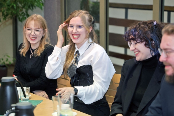 Click to zoom the picture.