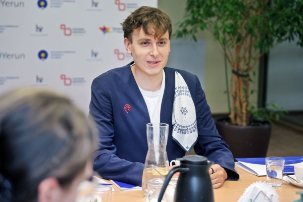 Click to zoom the picture.