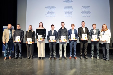 Kliknij, aby powiększyć zdjęcie.