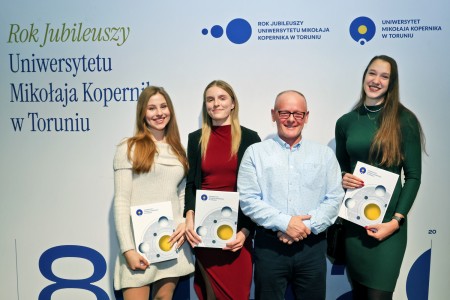 Kliknij, aby powiększyć zdjęcie.