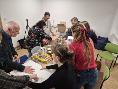 Click to zoom the picture.