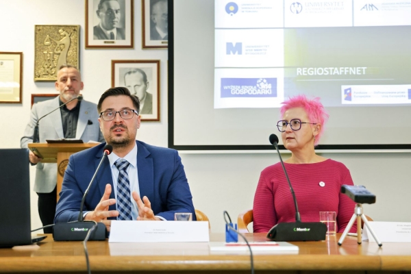 Kliknij, aby powiększyć zdjęcie.