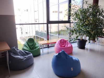 Click to zoom the picture.