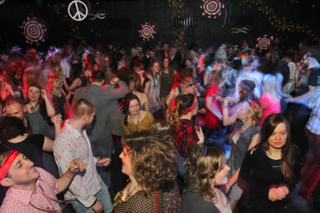 Click to zoom the picture.