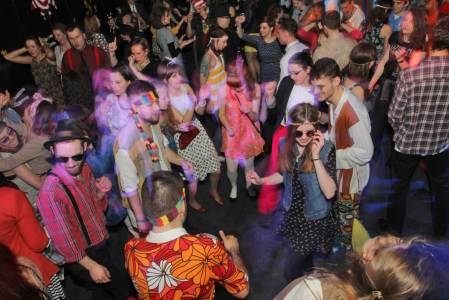 Click to zoom the picture.