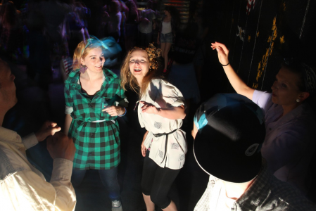 Click to zoom the picture.