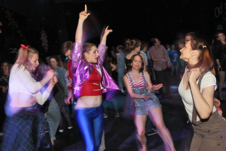 Click to zoom the picture.