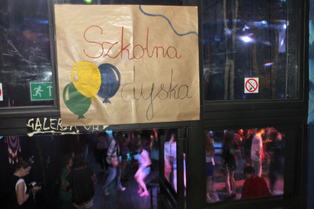 Click to zoom the picture.