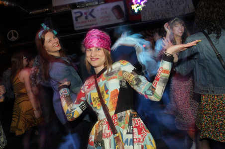 Click to zoom the picture.