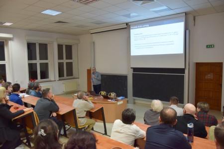 Click to zoom the picture.