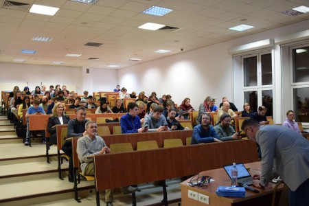 Click to zoom the picture.