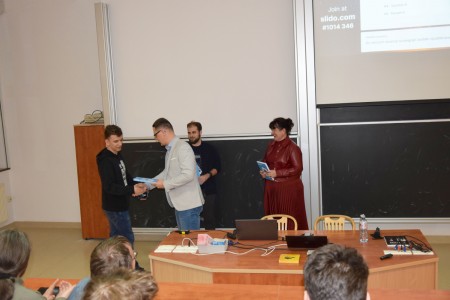 Click to zoom the picture.