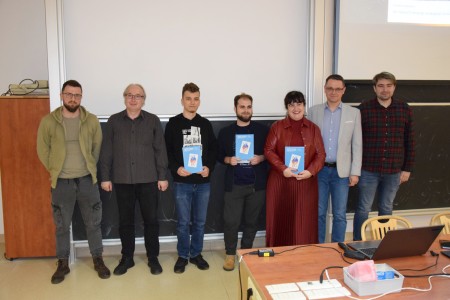 Click to zoom the picture.