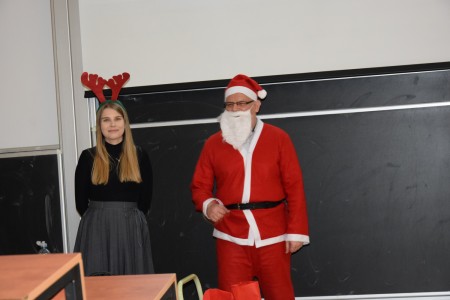 Click to zoom the picture.