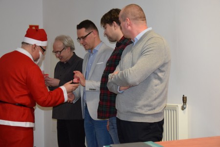 Click to zoom the picture.